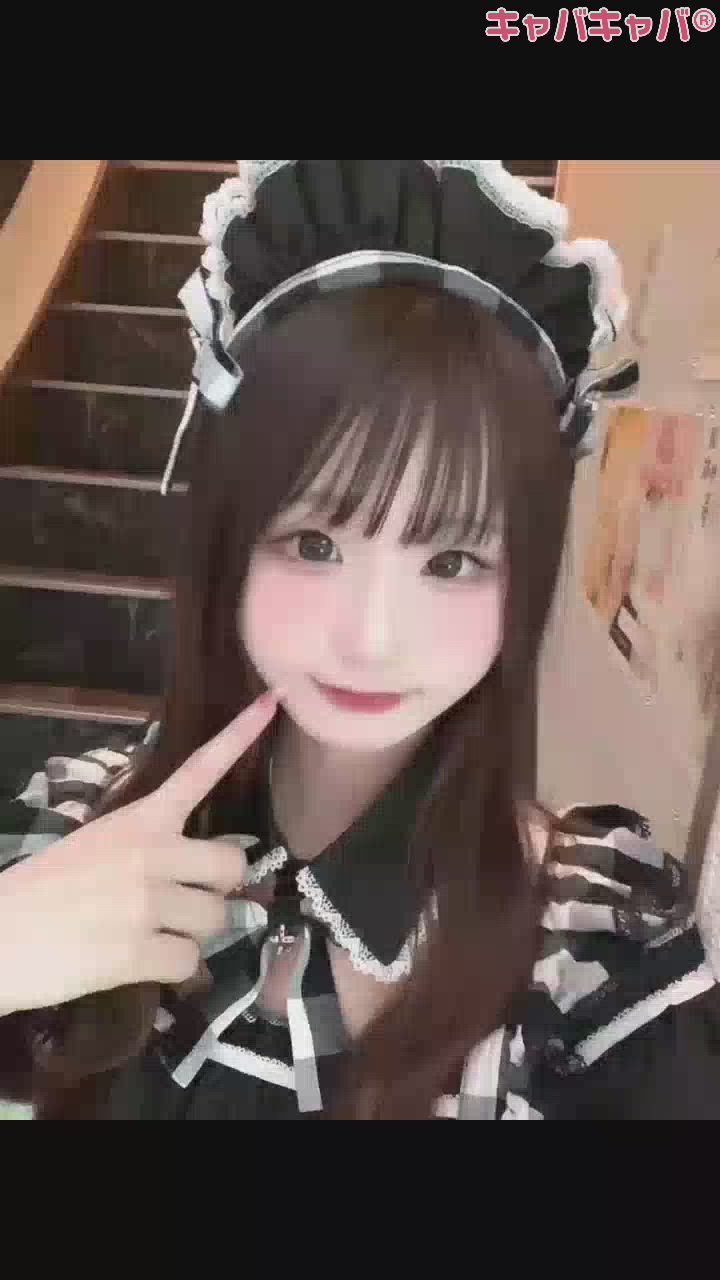 ただまばたきするだけの動画