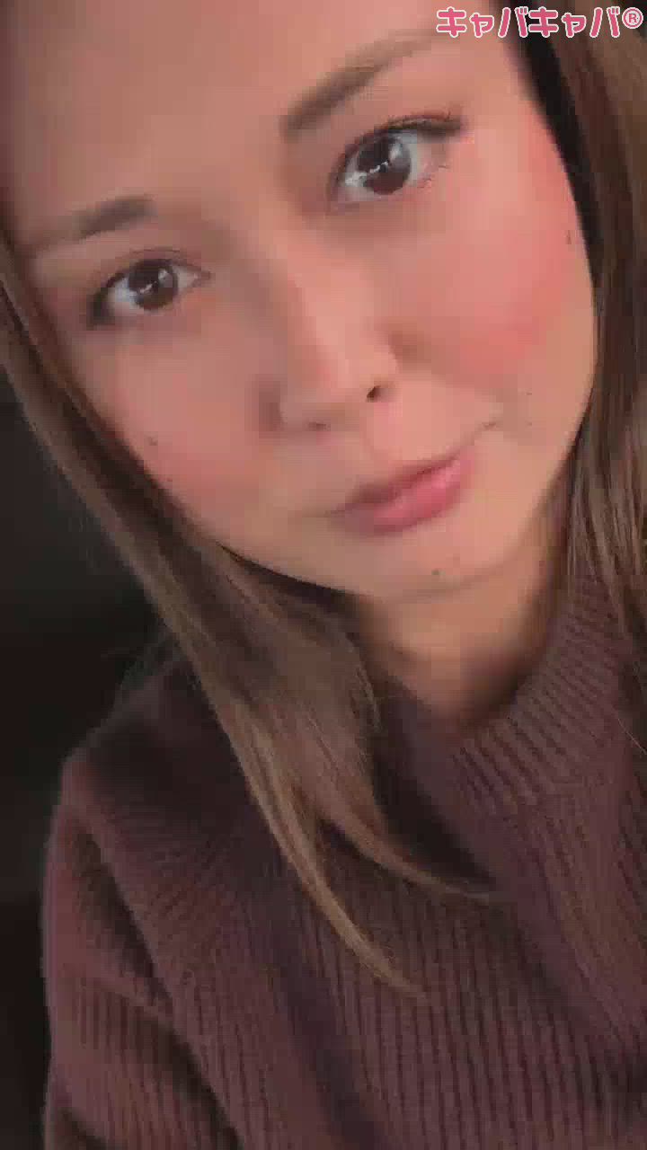 まだ辞めませんけど??