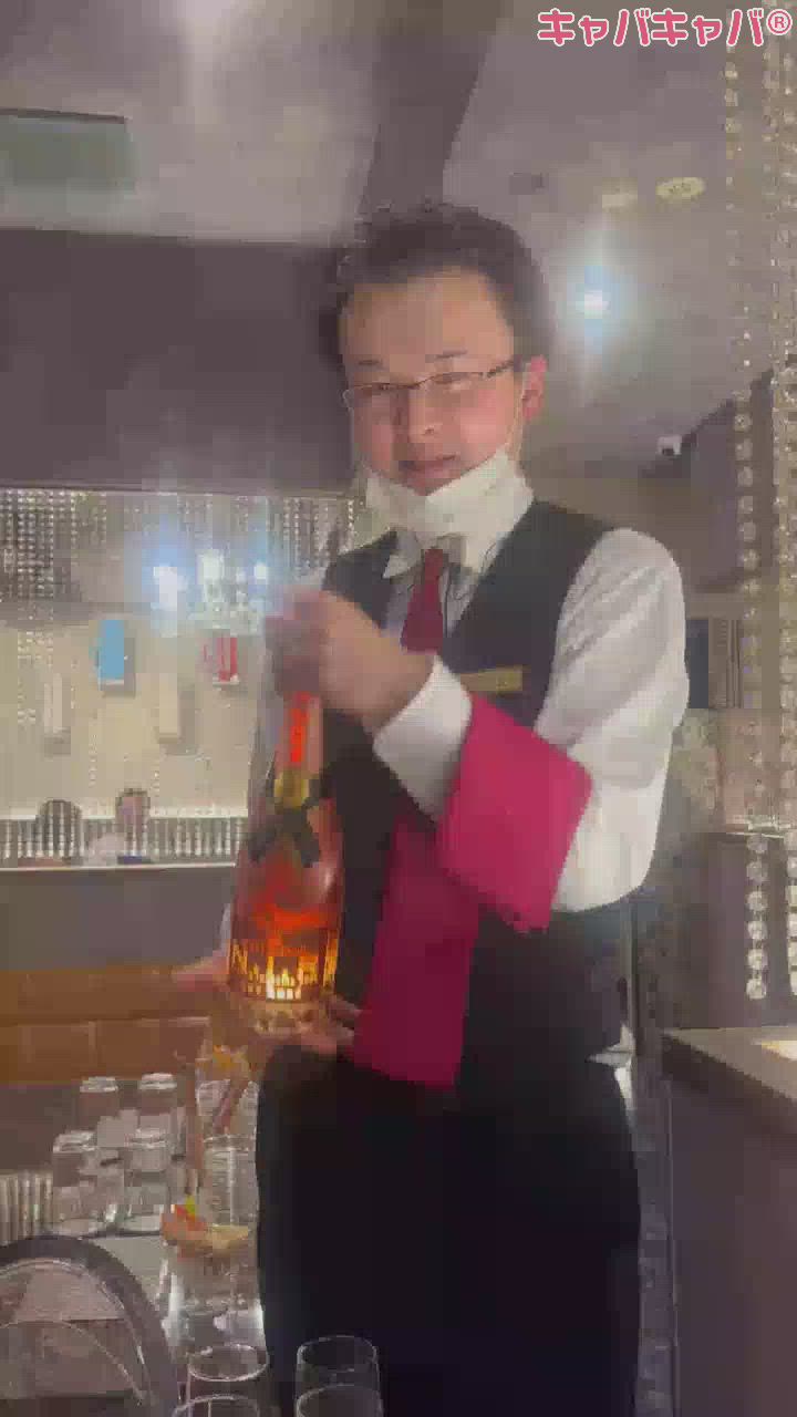 あきらぴーすぴーす