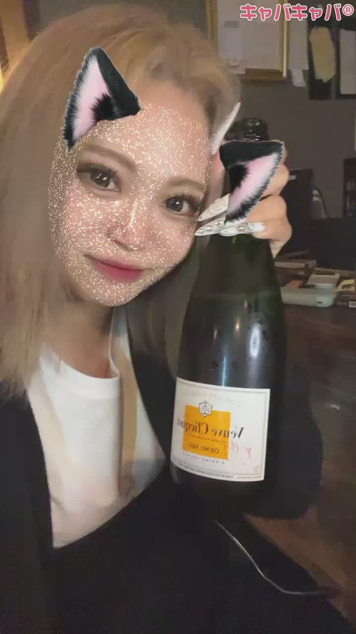 寝返り打ってます