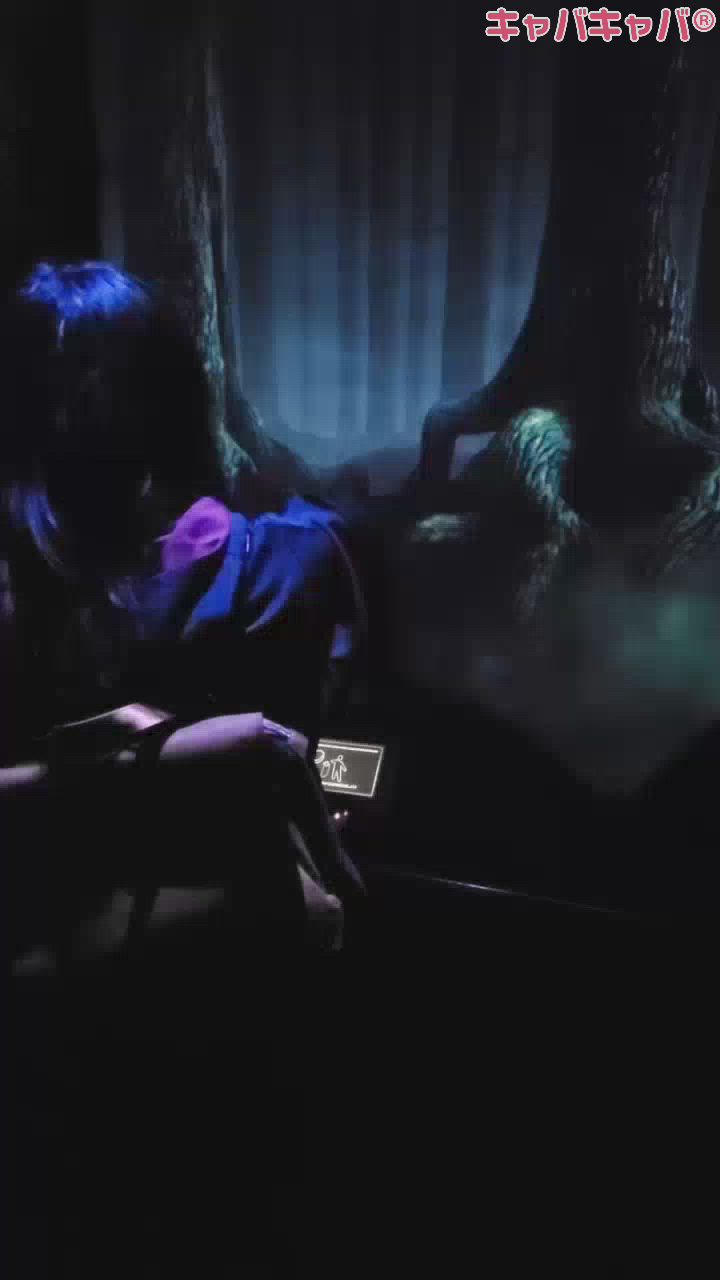 魔法使ってみた∠(　?-? )／