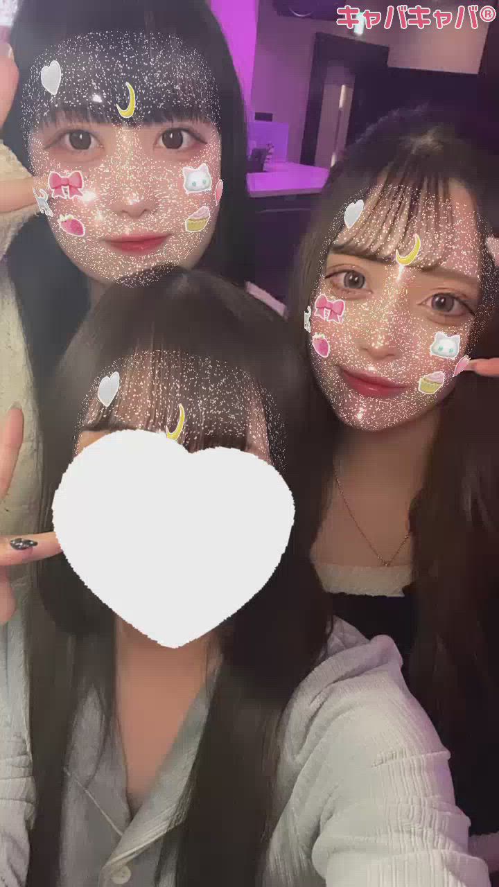 仲良し三姉妹のはずです( ɞ̴̶̷ ̫ ʚ̴̶̷̷ )