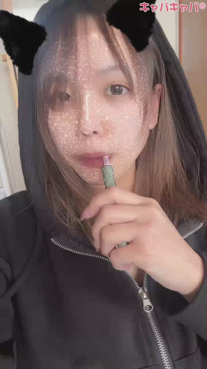 どうもこんにちわ。最新の自撮りです。お納めください。