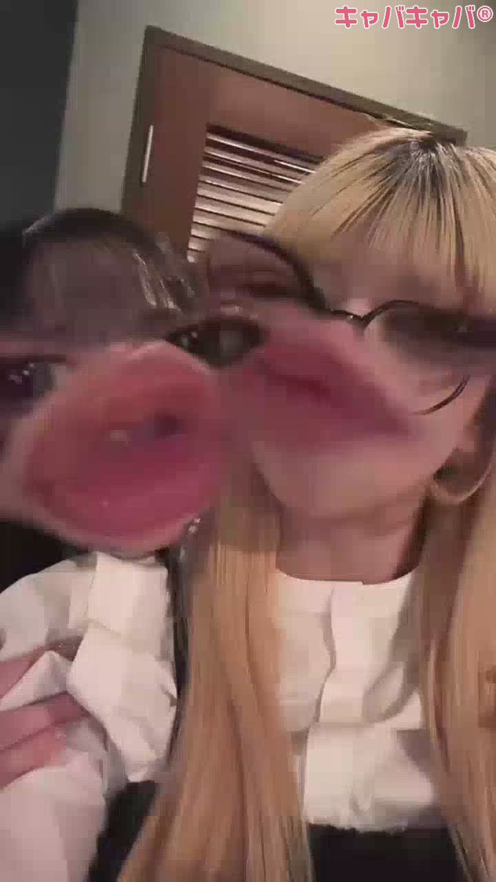 お膝の上のりんりん