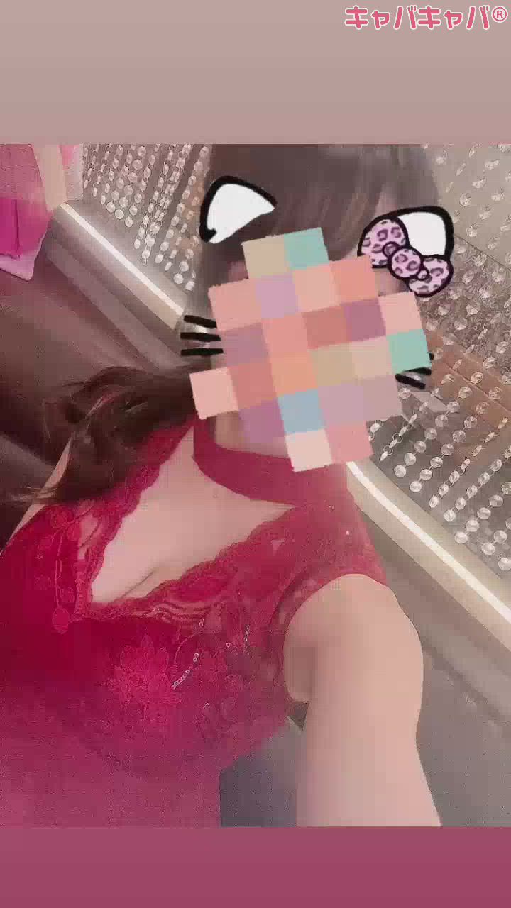 ピュアホワイト🐶🐾🎀👑 ̖́-‬