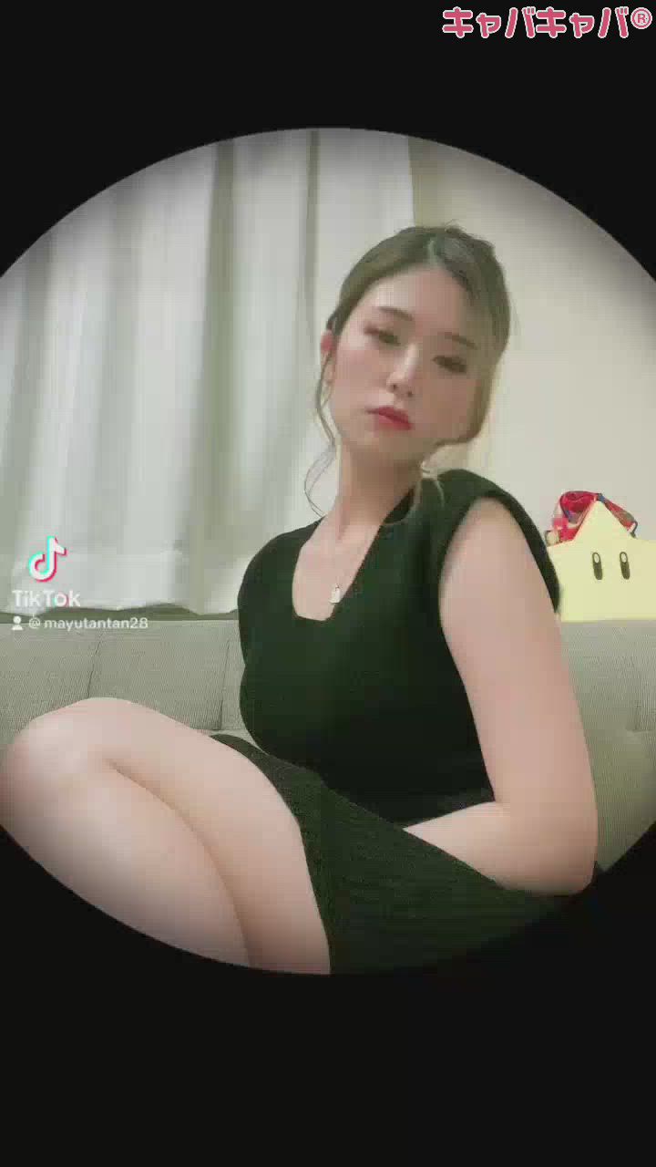 酔っ払いすぎて目開いてなくて草