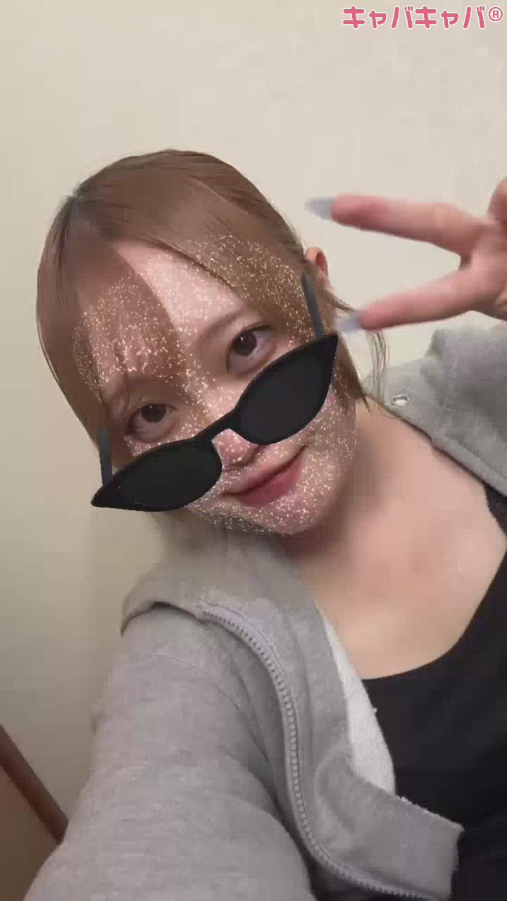 はじめまして>_<