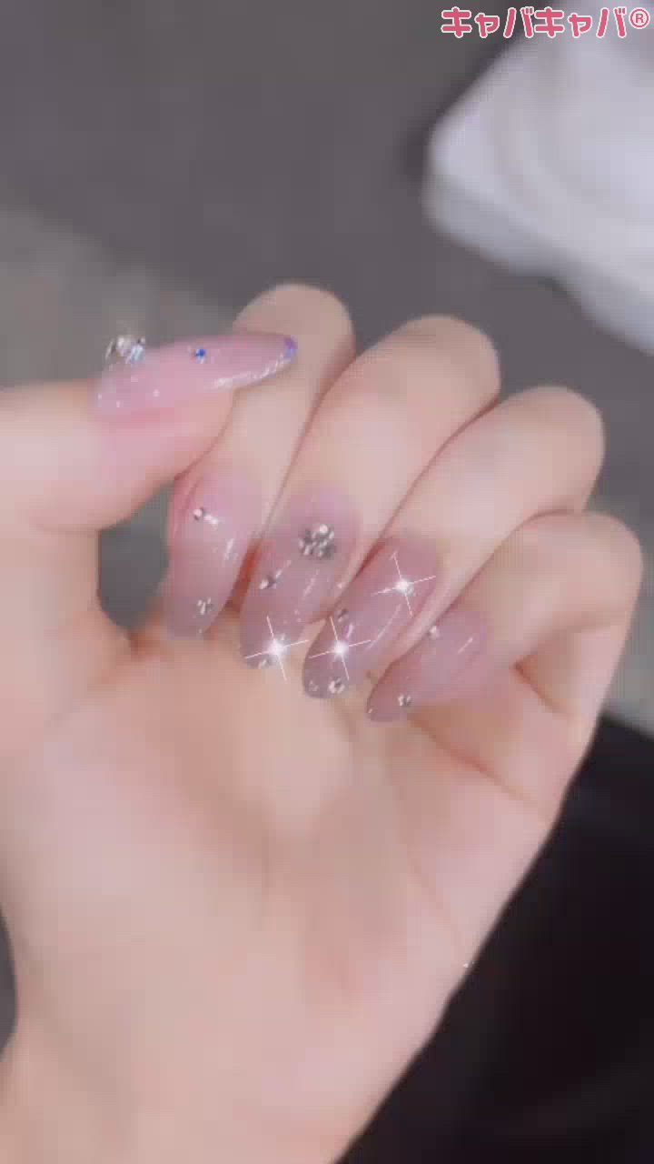 みーてー！💅