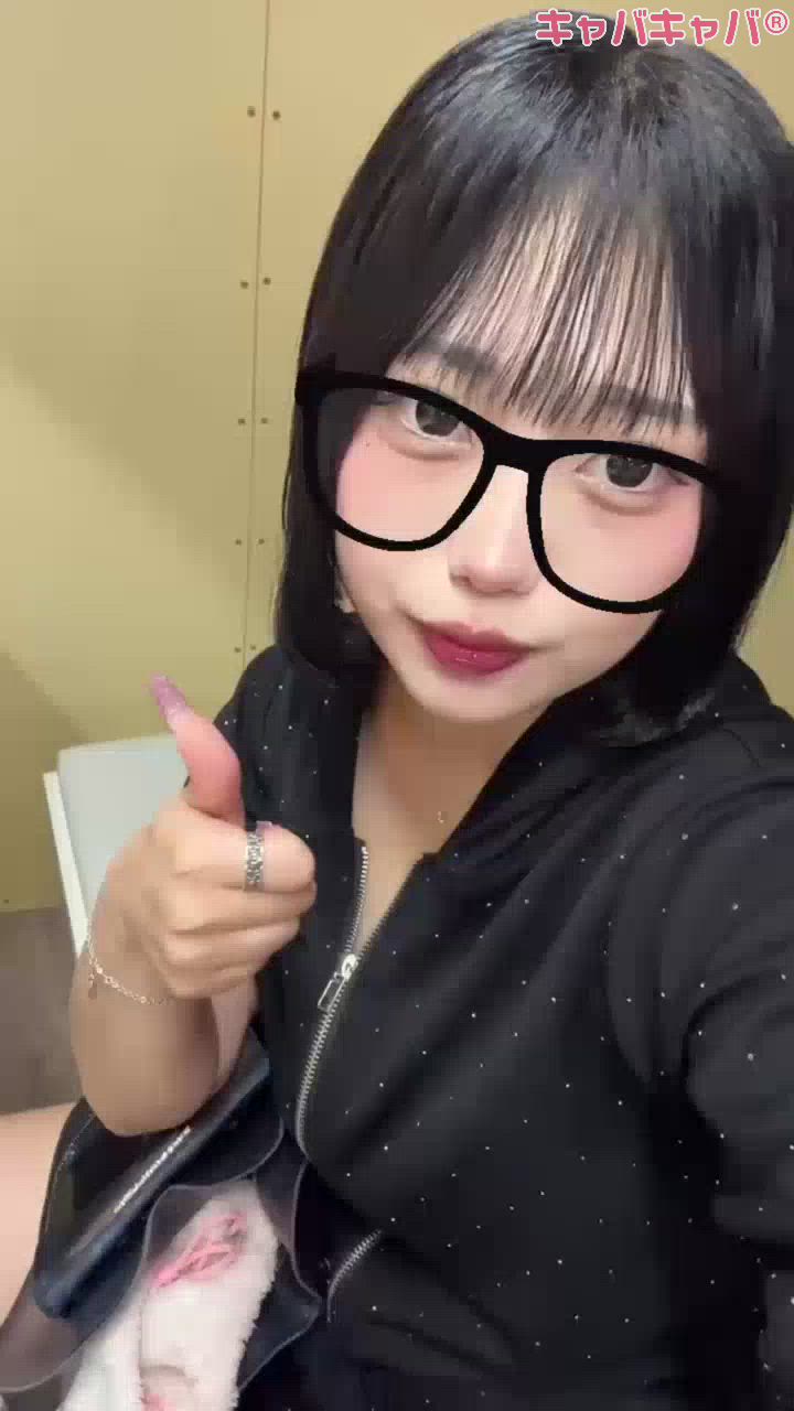 前髪きったゆ