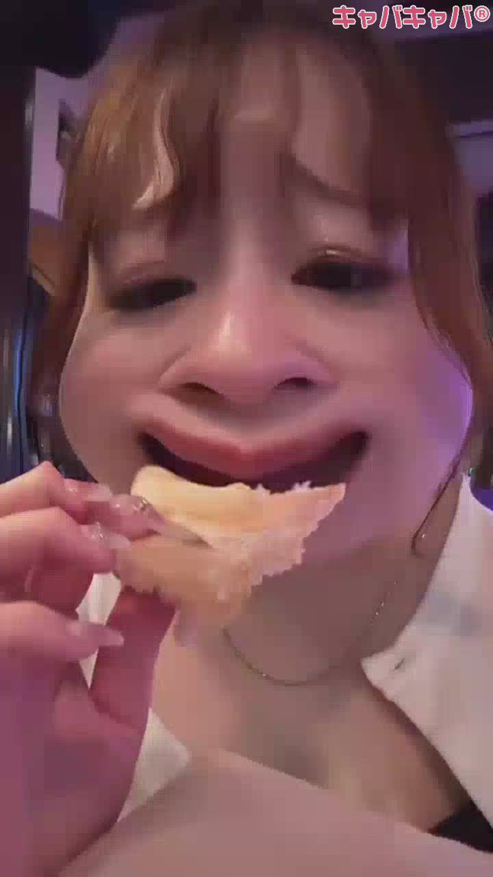 ごはんたーべよ😇