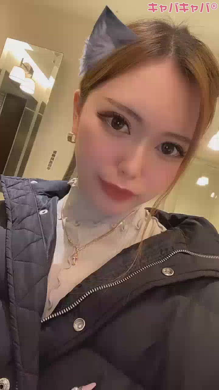 👰🏽‍♀️💐💍