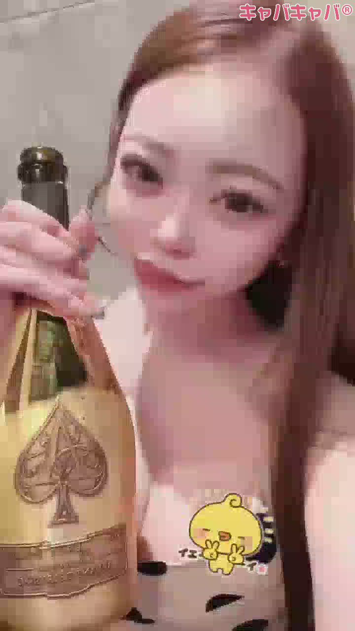 橘 ラナついに21ちゃいになりました👶🏻✋🏻💛