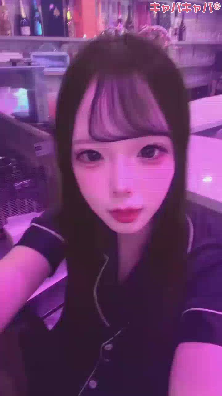 せり